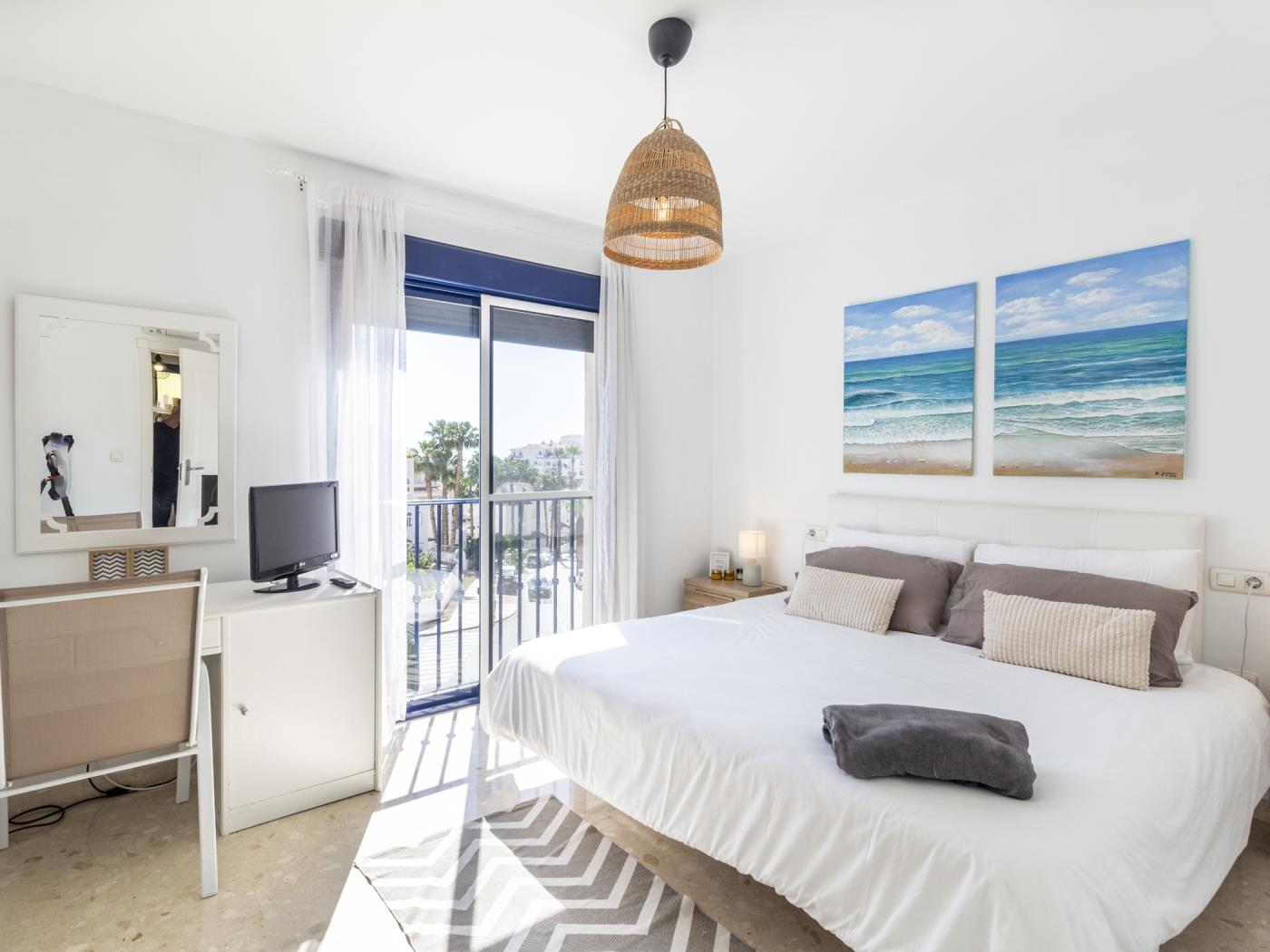 Charming duplex penthouse on the beach with terrace in Almuñecar