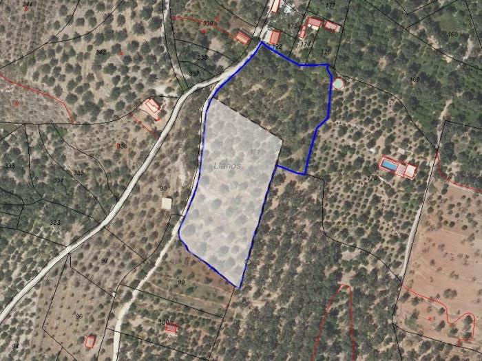 Bewässerte Farm mit einer 70 m2 großen Geräteschuppenlizenz in Chite