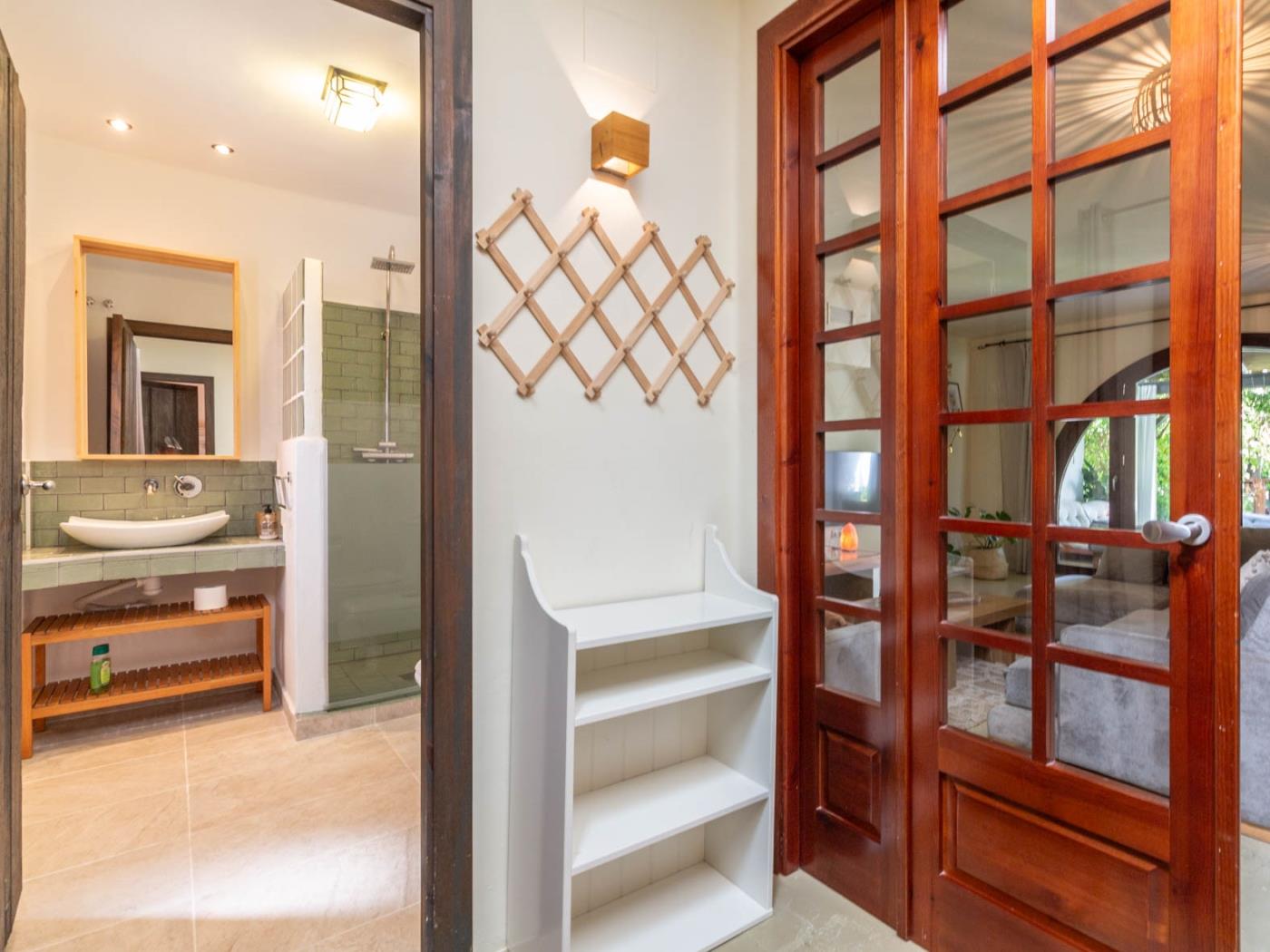 Preciosa casa con piscina en pleno corazón del Valle de Lecrín en Restábal