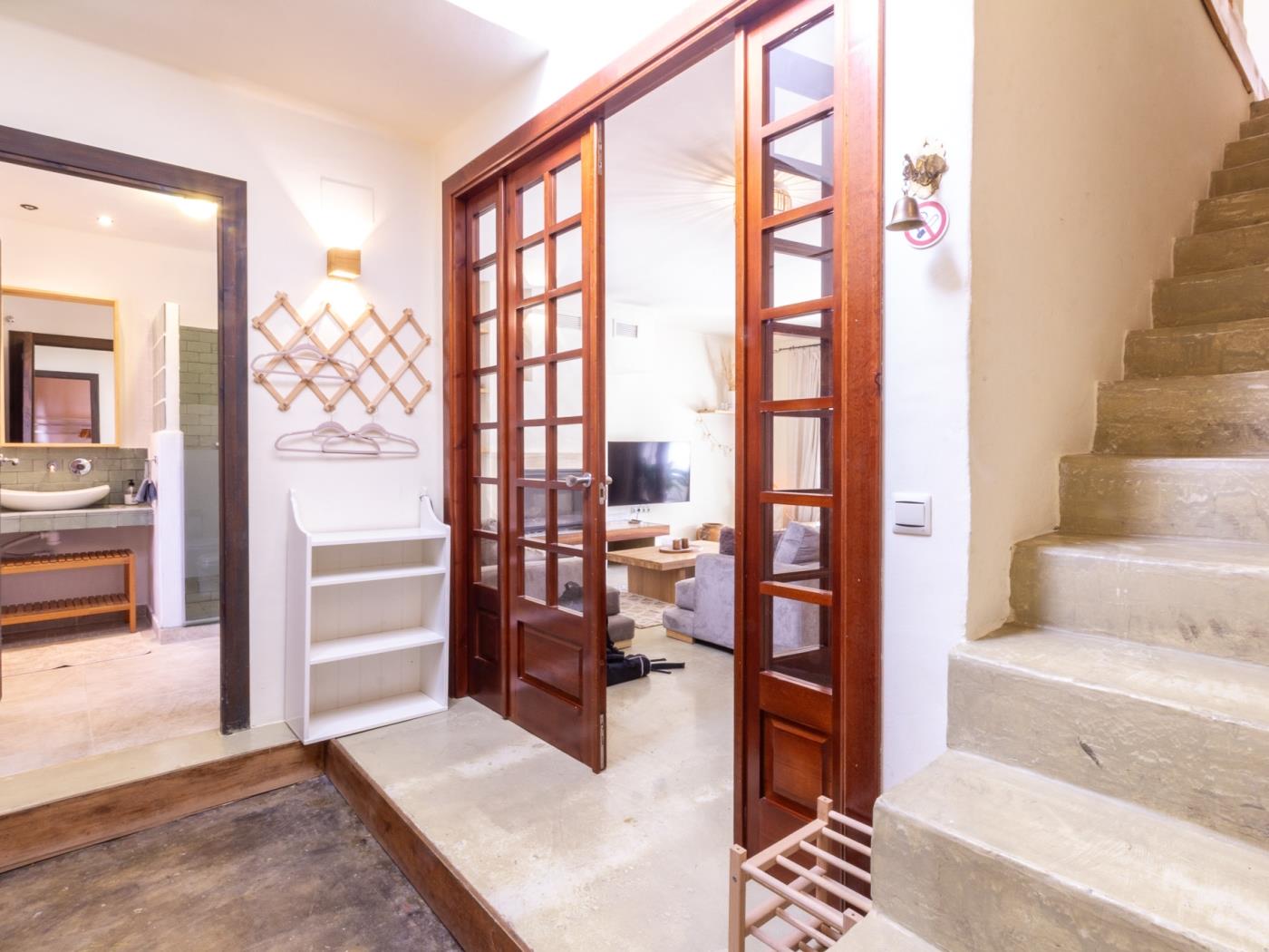 Preciosa casa con piscina en pleno corazón del Valle de Lecrín en Restábal