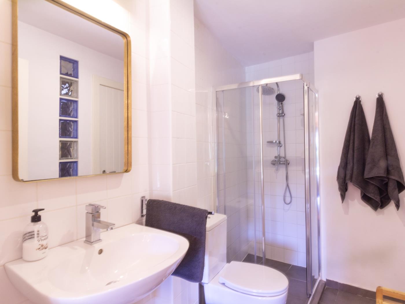 Preciosa casa con piscina en pleno corazón del Valle de Lecrín en Restábal