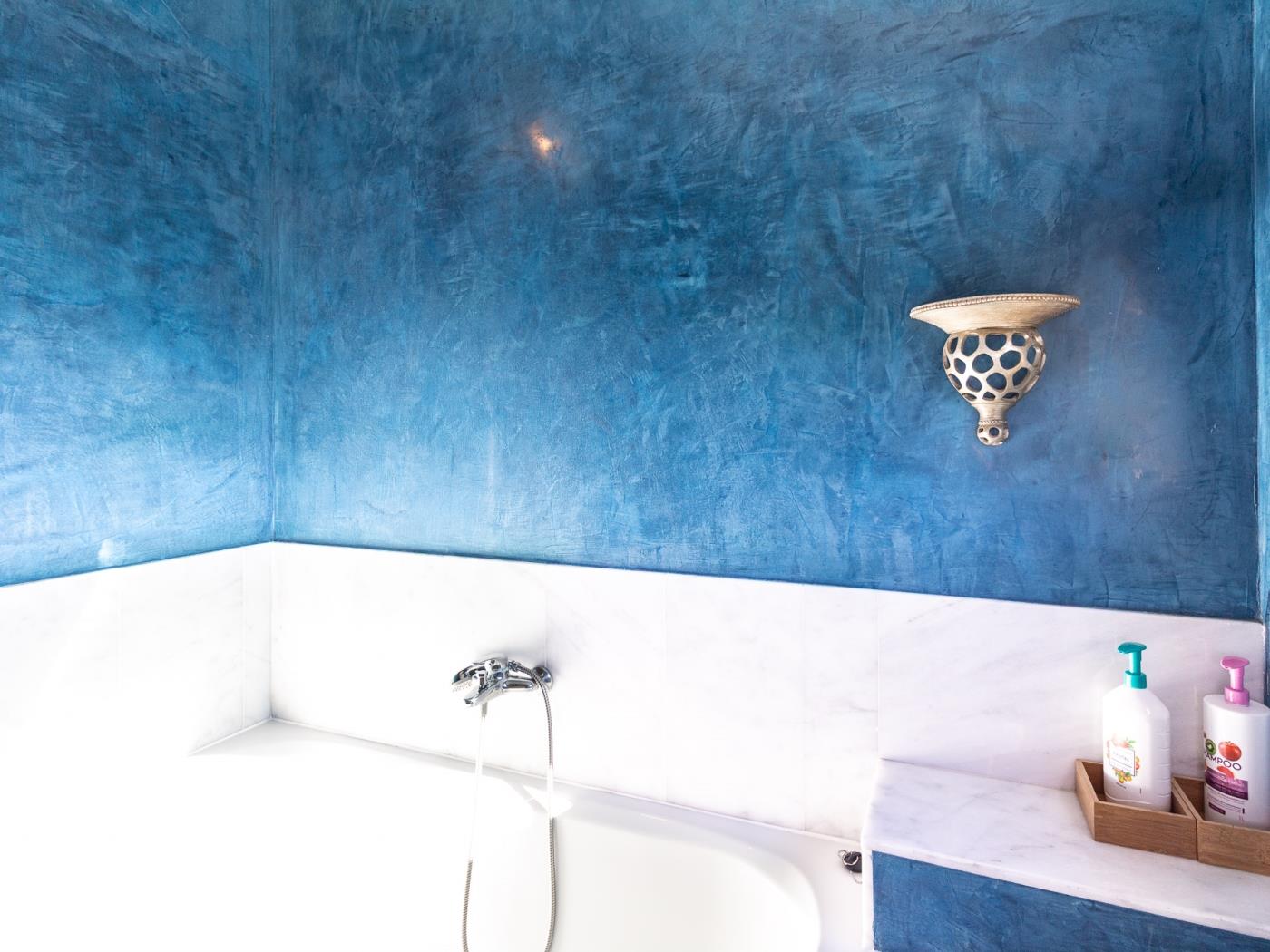 Preciosa casa con piscina en pleno corazón del Valle de Lecrín en Restábal