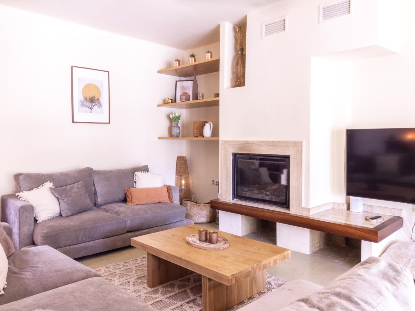 Preciosa casa con piscina en pleno corazón del Valle de Lecrín en Restábal