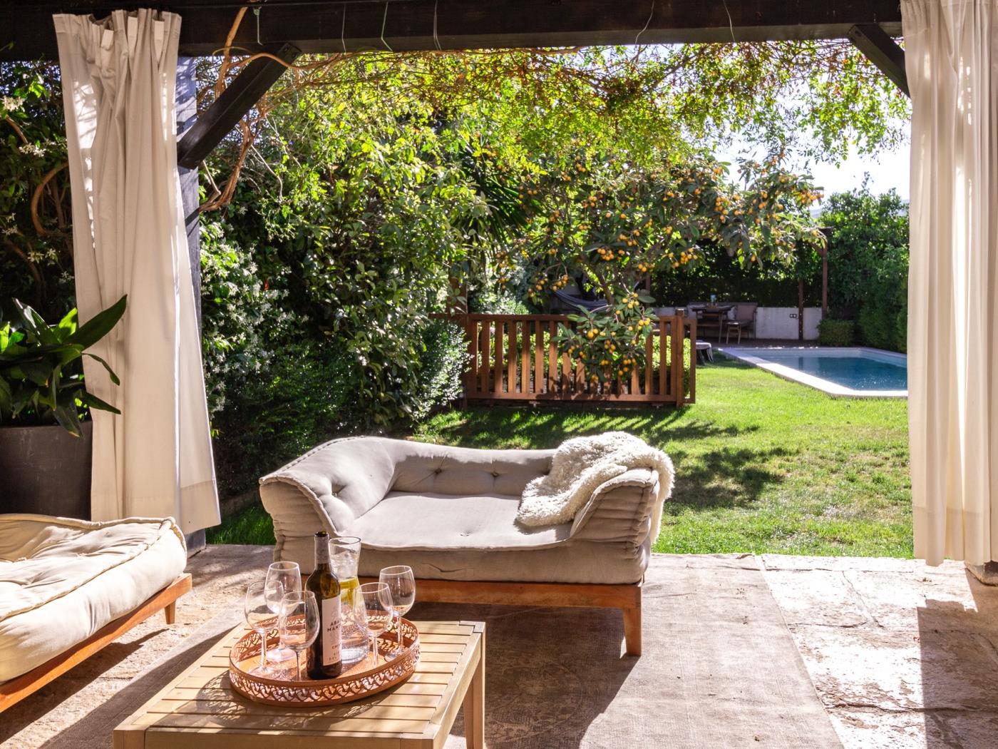 Preciosa casa con piscina en pleno corazón del Valle de Lecrín en Restábal