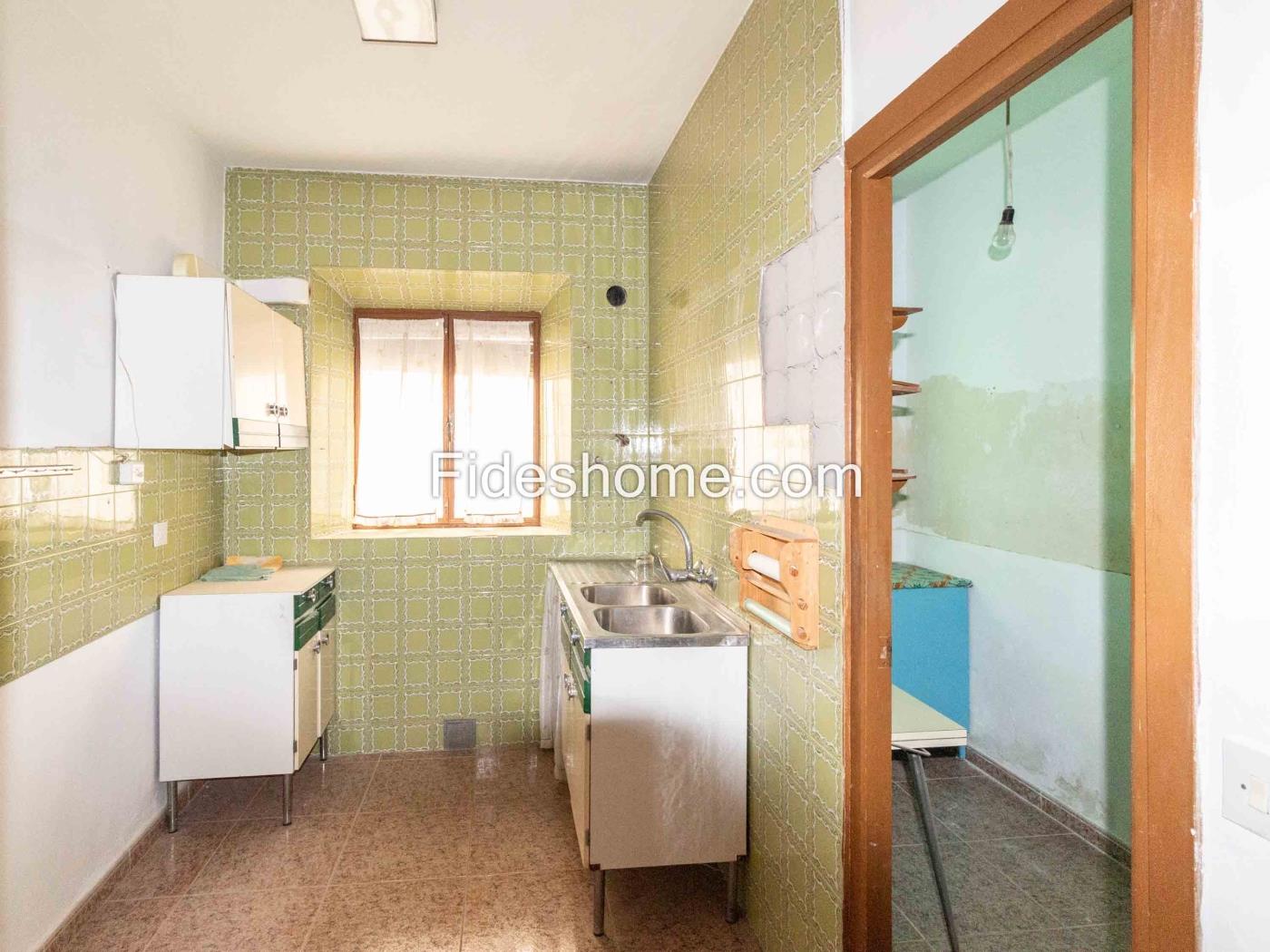 Two-storey house in Pinos del Valle in Pinos del valle