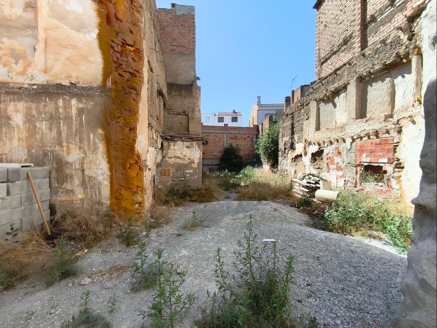 Magnifique terrain urbain dans l'un des meilleurs quartiers de Dúrcal à Dúrcal
