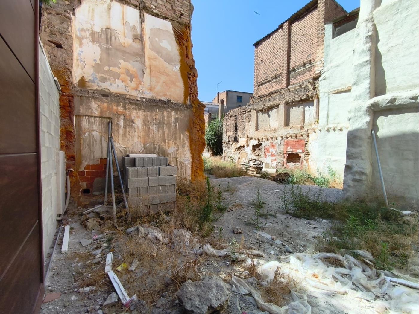 Magnifique terrain urbain dans l'un des meilleurs quartiers de Dúrcal à Dúrcal