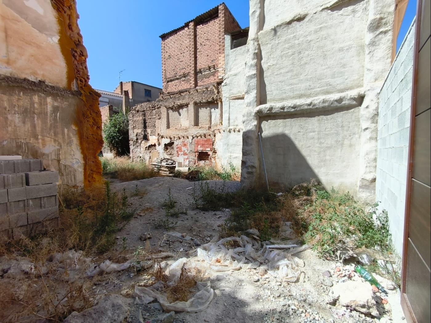 Magnifique terrain urbain dans l'un des meilleurs quartiers de Dúrcal à Dúrcal