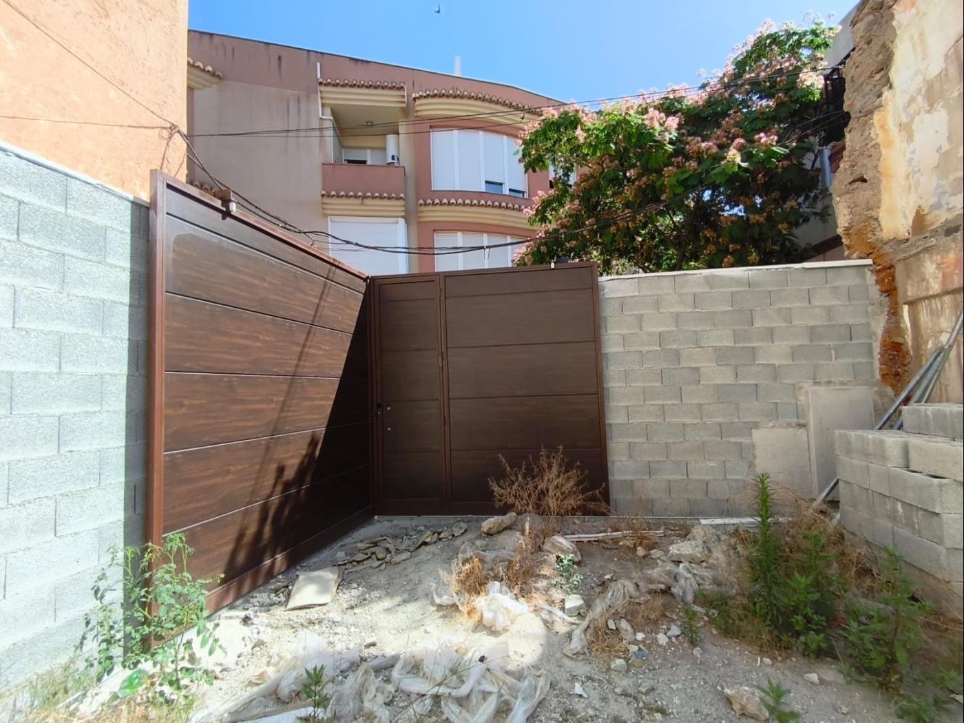 Magnifique terrain urbain dans l'un des meilleurs quartiers de Dúrcal à Dúrcal