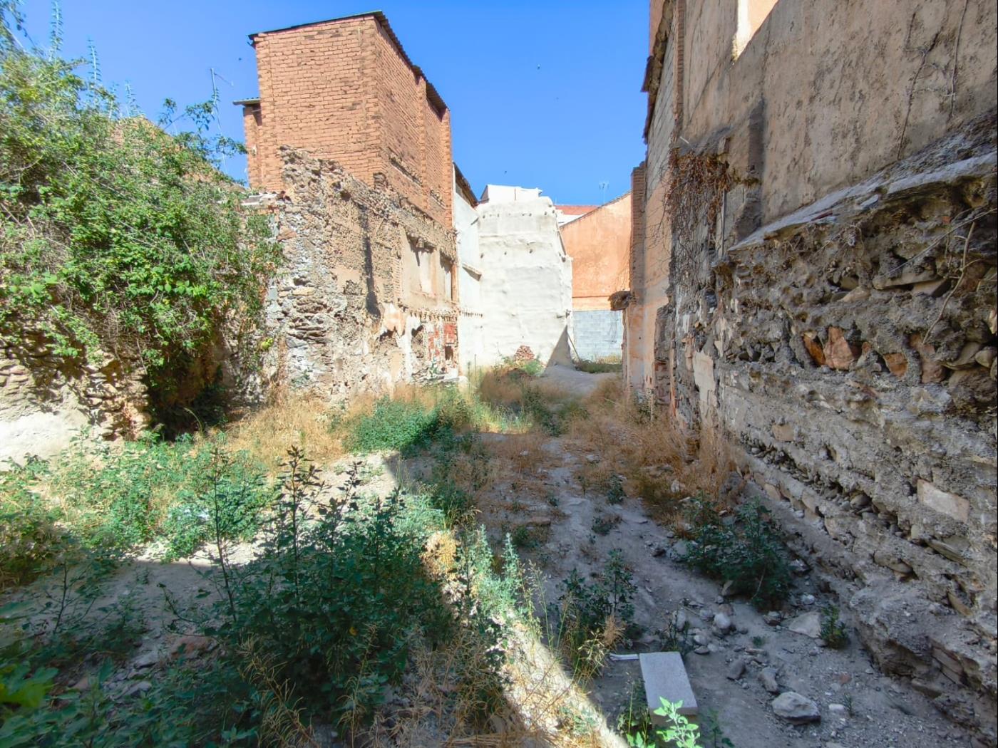 Magnifique terrain urbain dans l'un des meilleurs quartiers de Dúrcal à Dúrcal