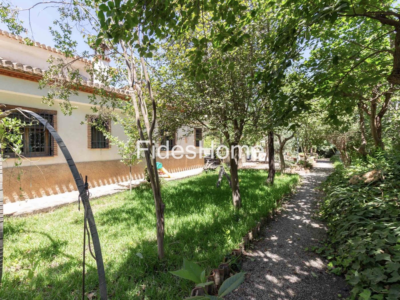 Wunderschönes Einfamilienhaus mit Touristenlizenz und privatem Pool in Nigüelas