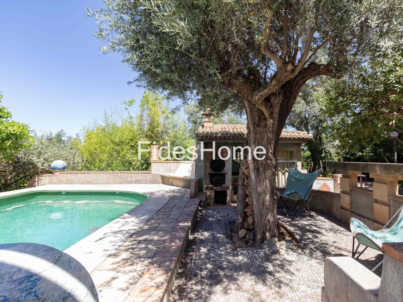 Wunderschönes Einfamilienhaus mit Touristenlizenz und privatem Pool in Nigüelas