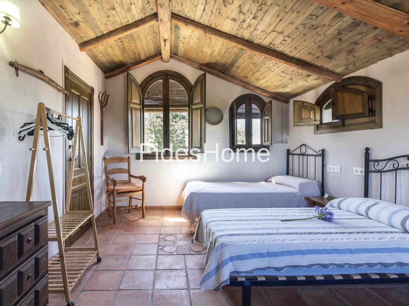 Wunderschönes Einfamilienhaus mit Touristenlizenz und privatem Pool in Nigüelas