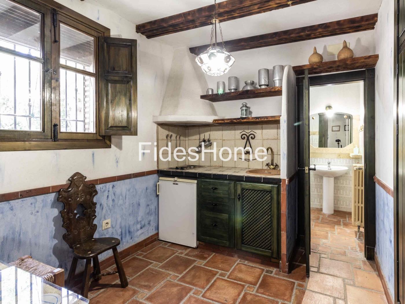 Wunderschönes Einfamilienhaus mit Touristenlizenz und privatem Pool in Nigüelas