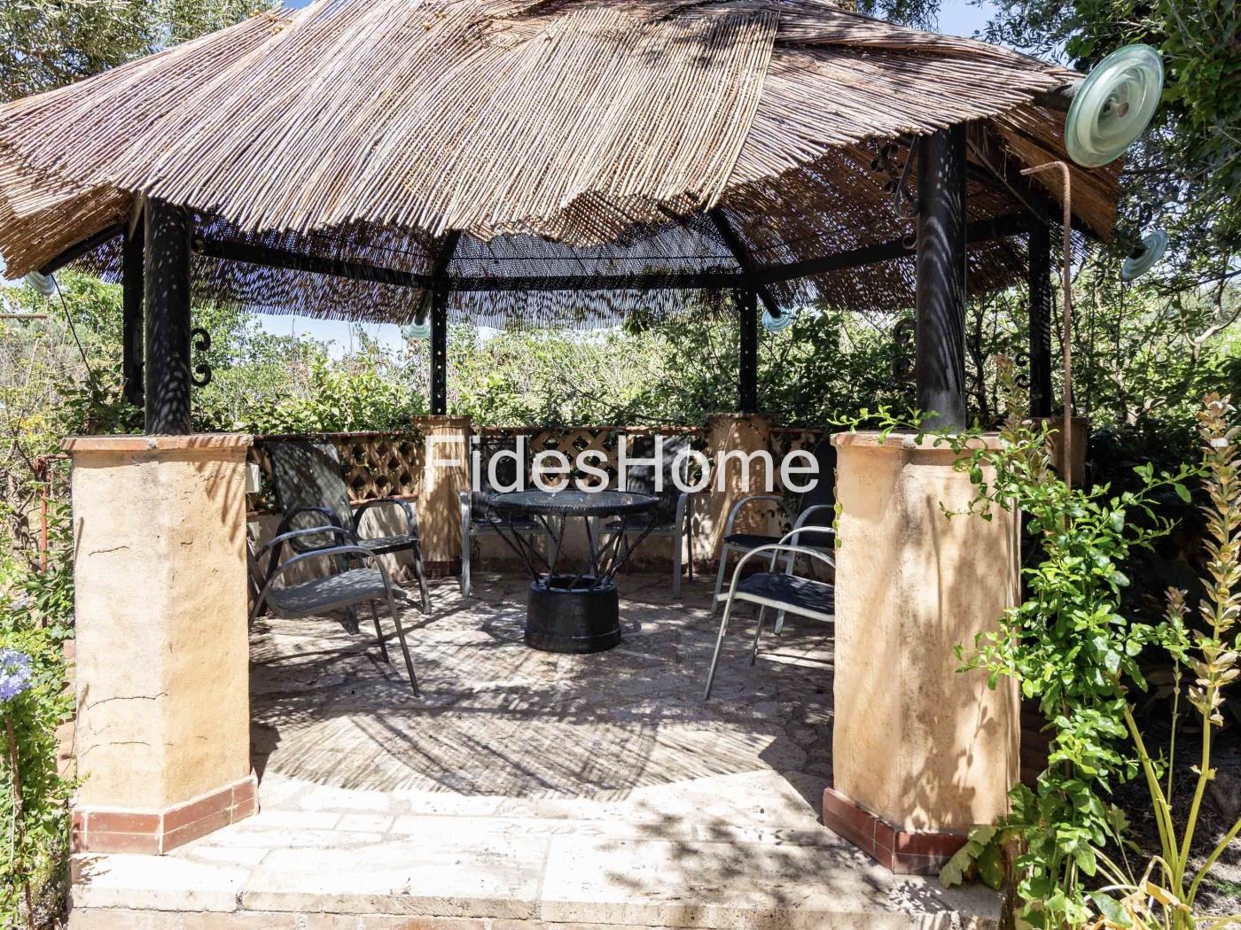 Wunderschönes Einfamilienhaus mit Touristenlizenz und privatem Pool in Nigüelas