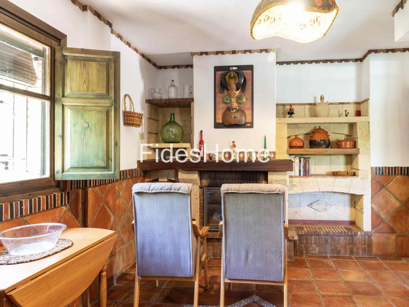 Wunderschönes Einfamilienhaus mit Touristenlizenz und privatem Pool in Nigüelas