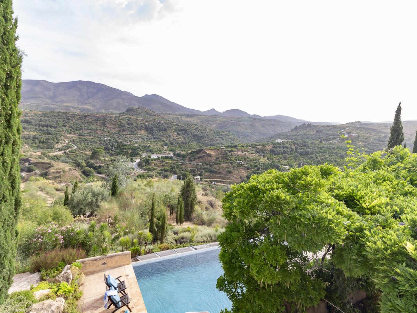 Haus inmitten der Natur mit privatem Pool in Restábal