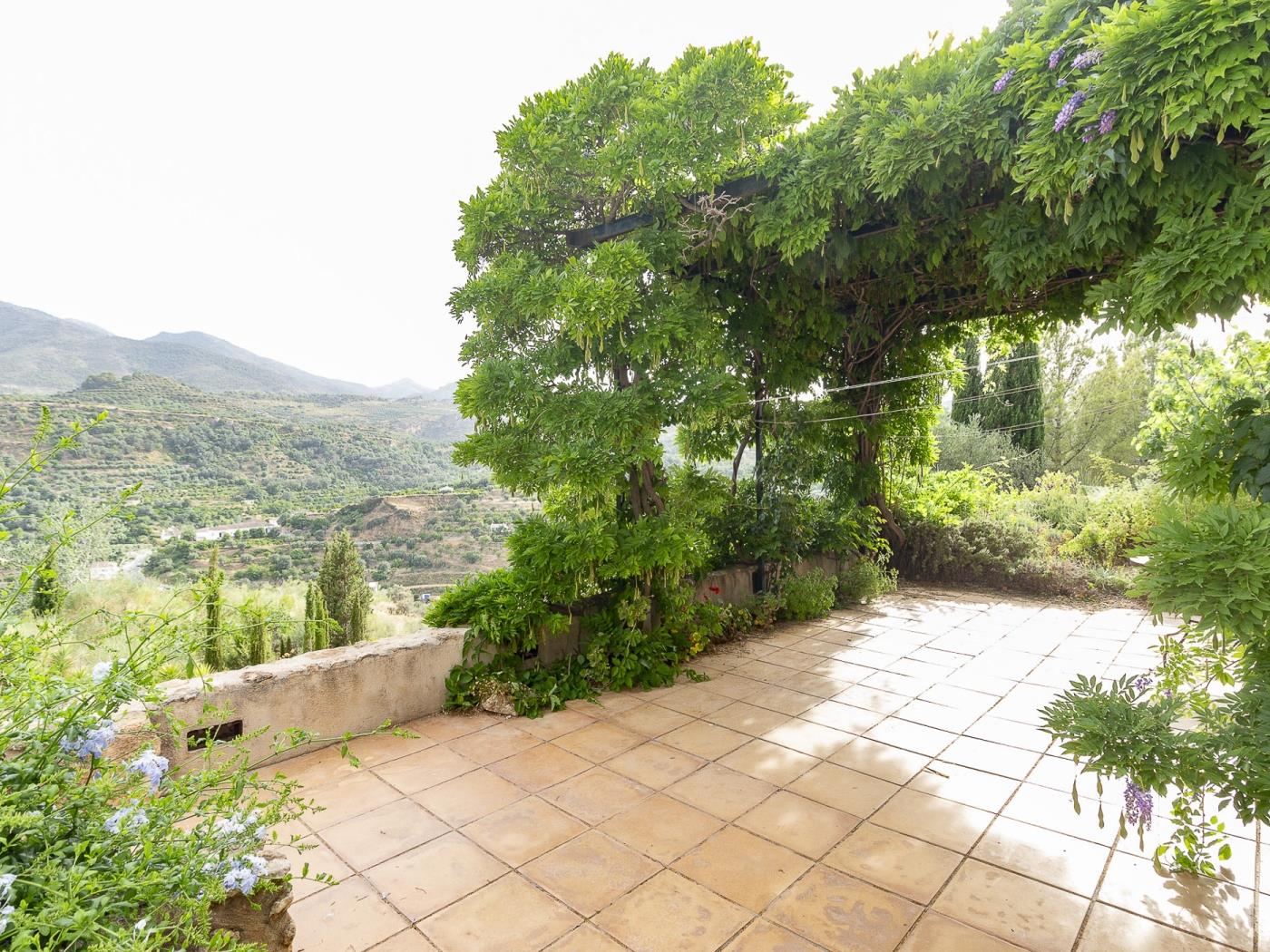 Haus inmitten der Natur mit privatem Pool in Restábal