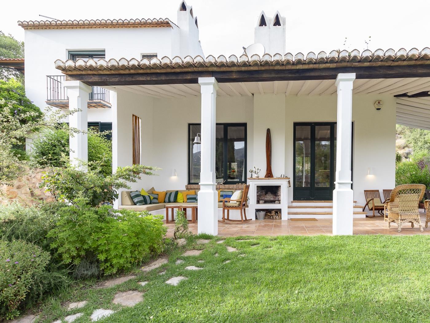Haus inmitten der Natur mit privatem Pool in Restábal