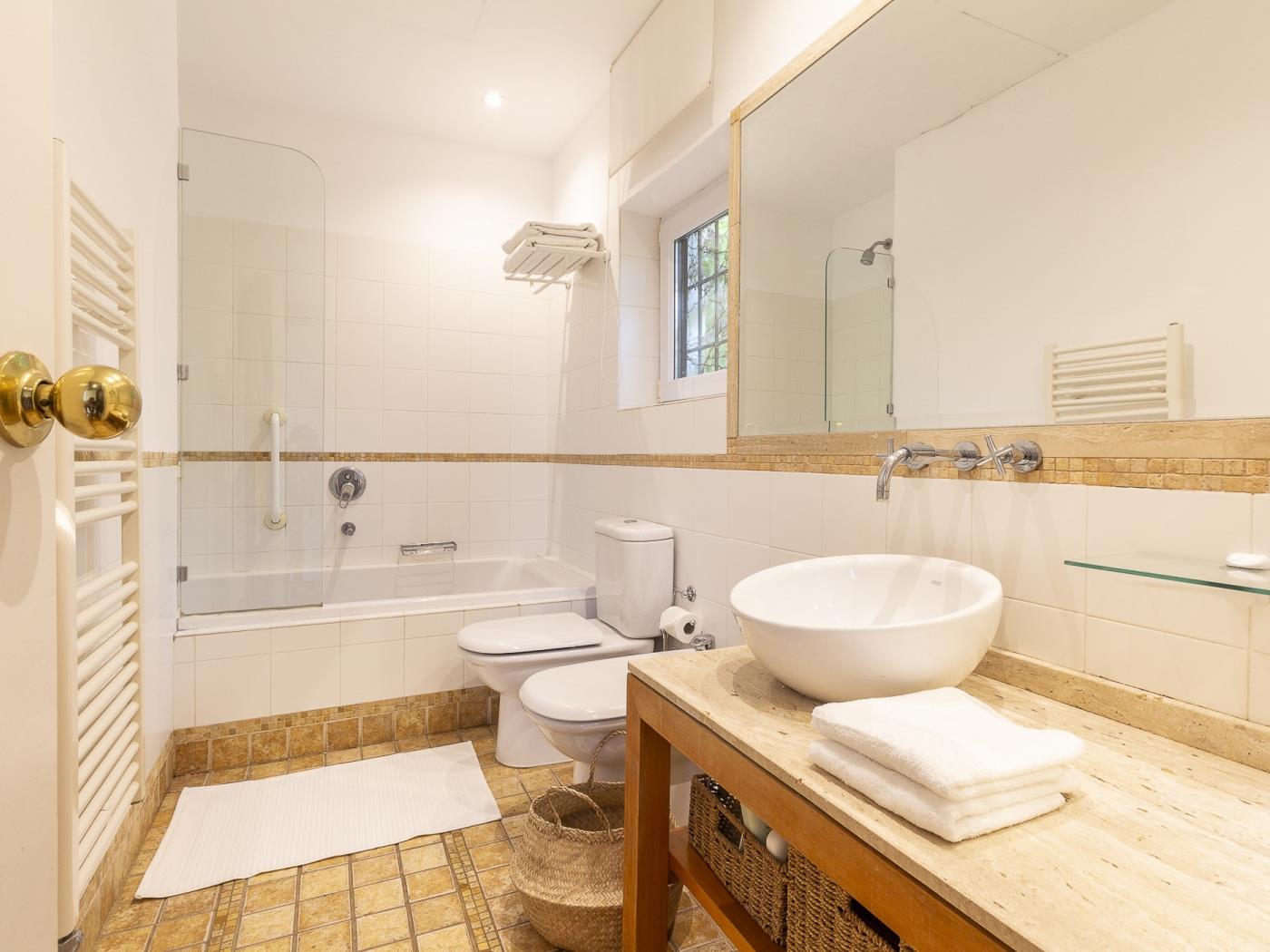 Haus inmitten der Natur mit privatem Pool in Restábal