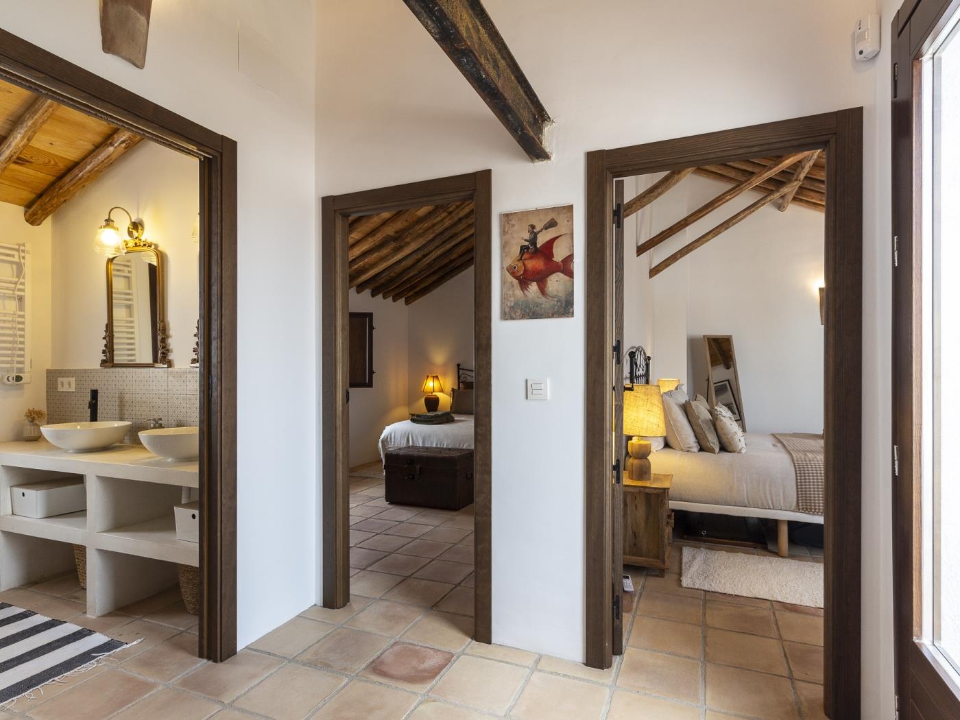 Rustic house with a swimming pool in Nigüelas in Nigüelas