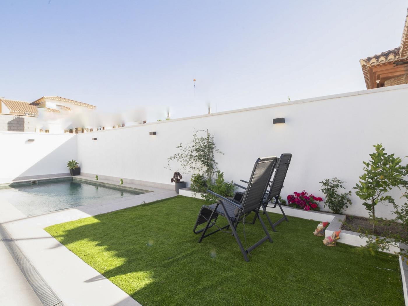 Exclusive home with pool, hydromassage and bbq in Dúrcal