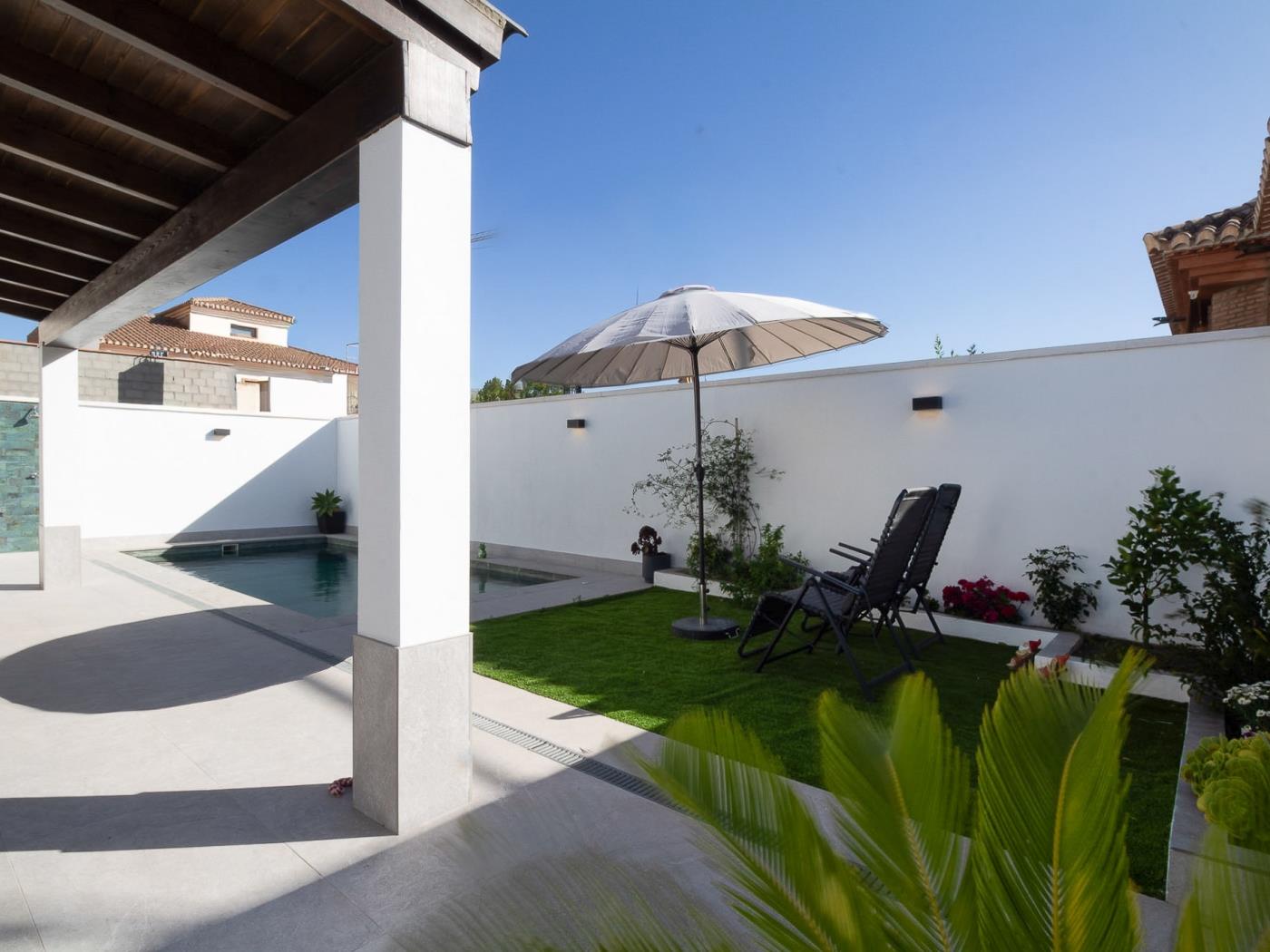 Exclusive home with pool, hydromassage and bbq in Dúrcal