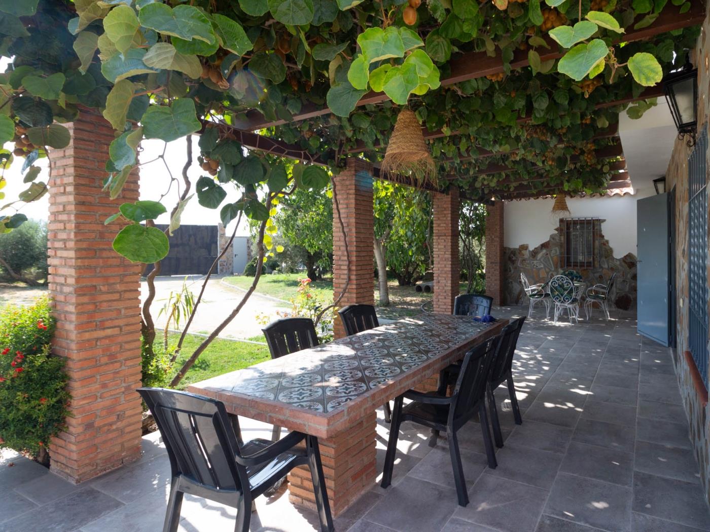 Landhaus mit Pool und Grill in Dúrcal