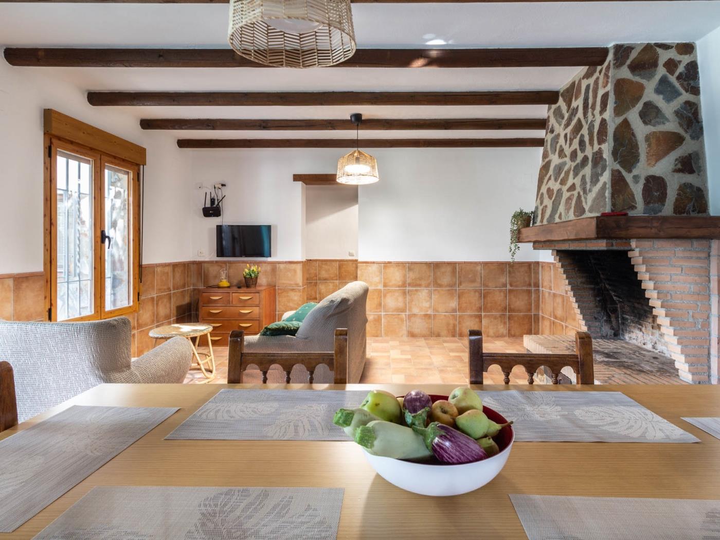 Landhaus mit Pool und Grill in Dúrcal