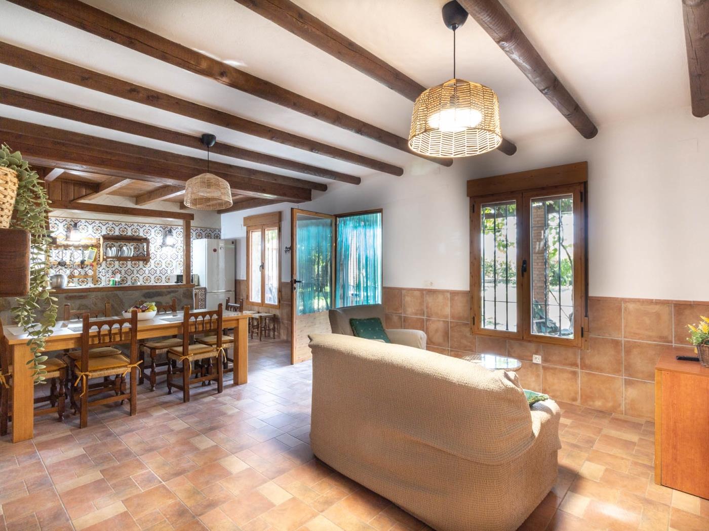 Landhaus mit Pool und Grill in Dúrcal