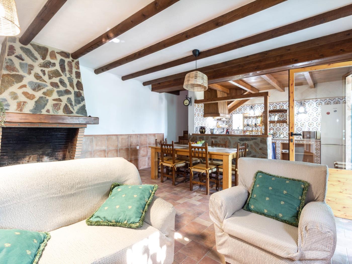 Landhaus mit Pool und Grill in Dúrcal