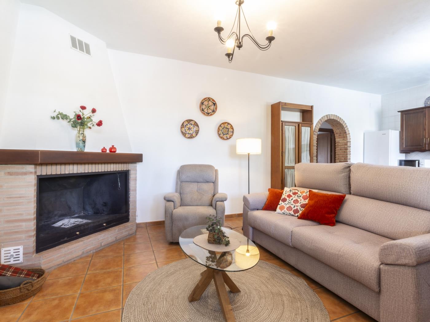 Country house with pool in a natural setting in Dúrcal