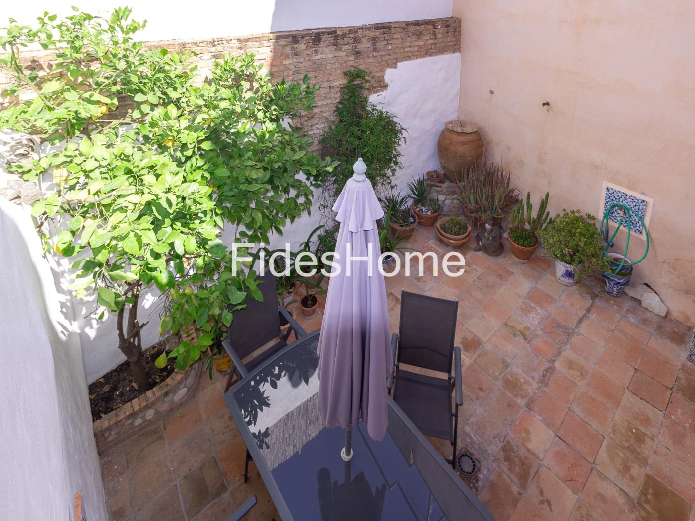 A charming terraced house in Chite, situated in a peaceful setting in Chite