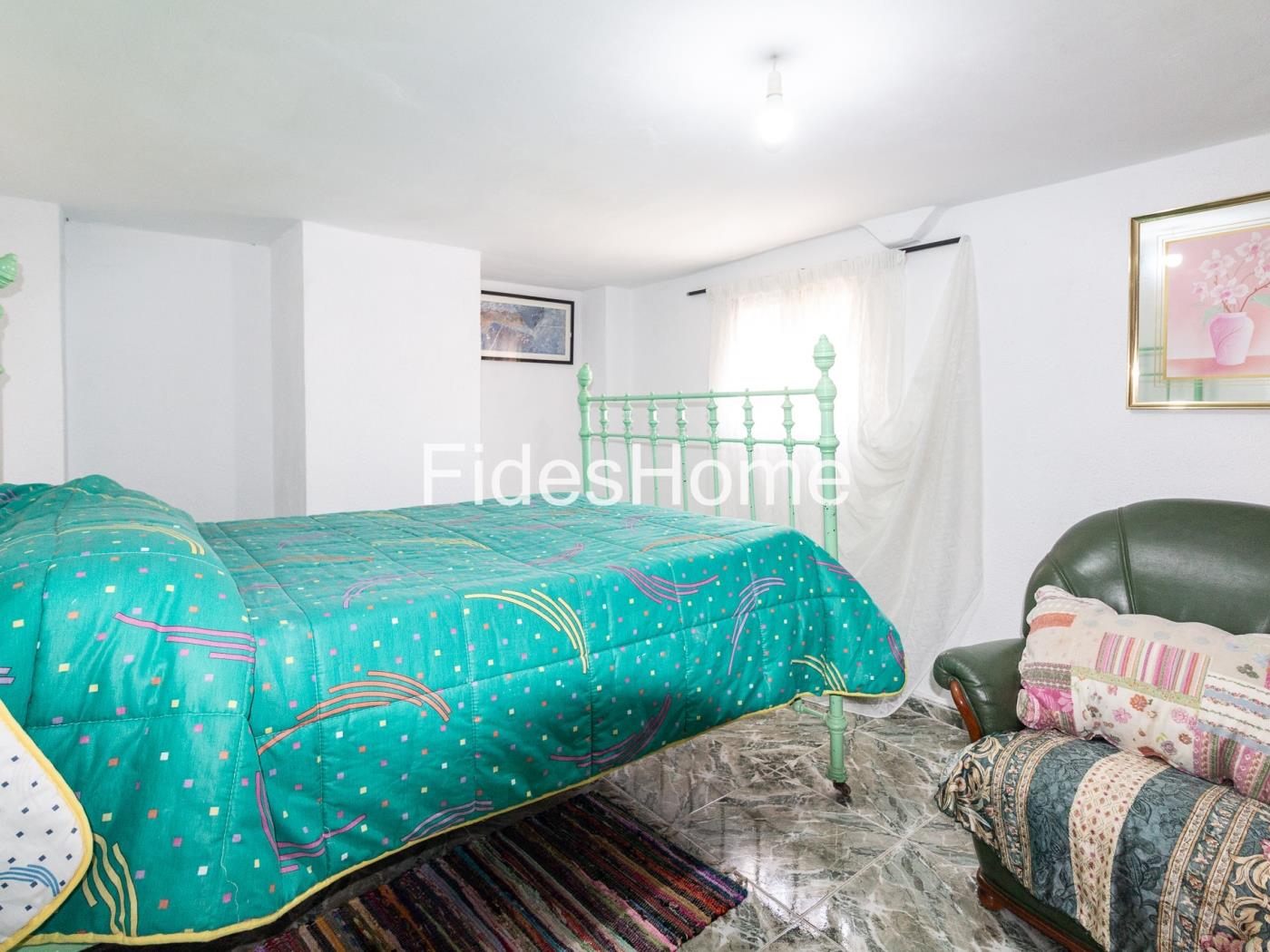 Spacious house with potential in Pinos del Valle in Pinos del Valle