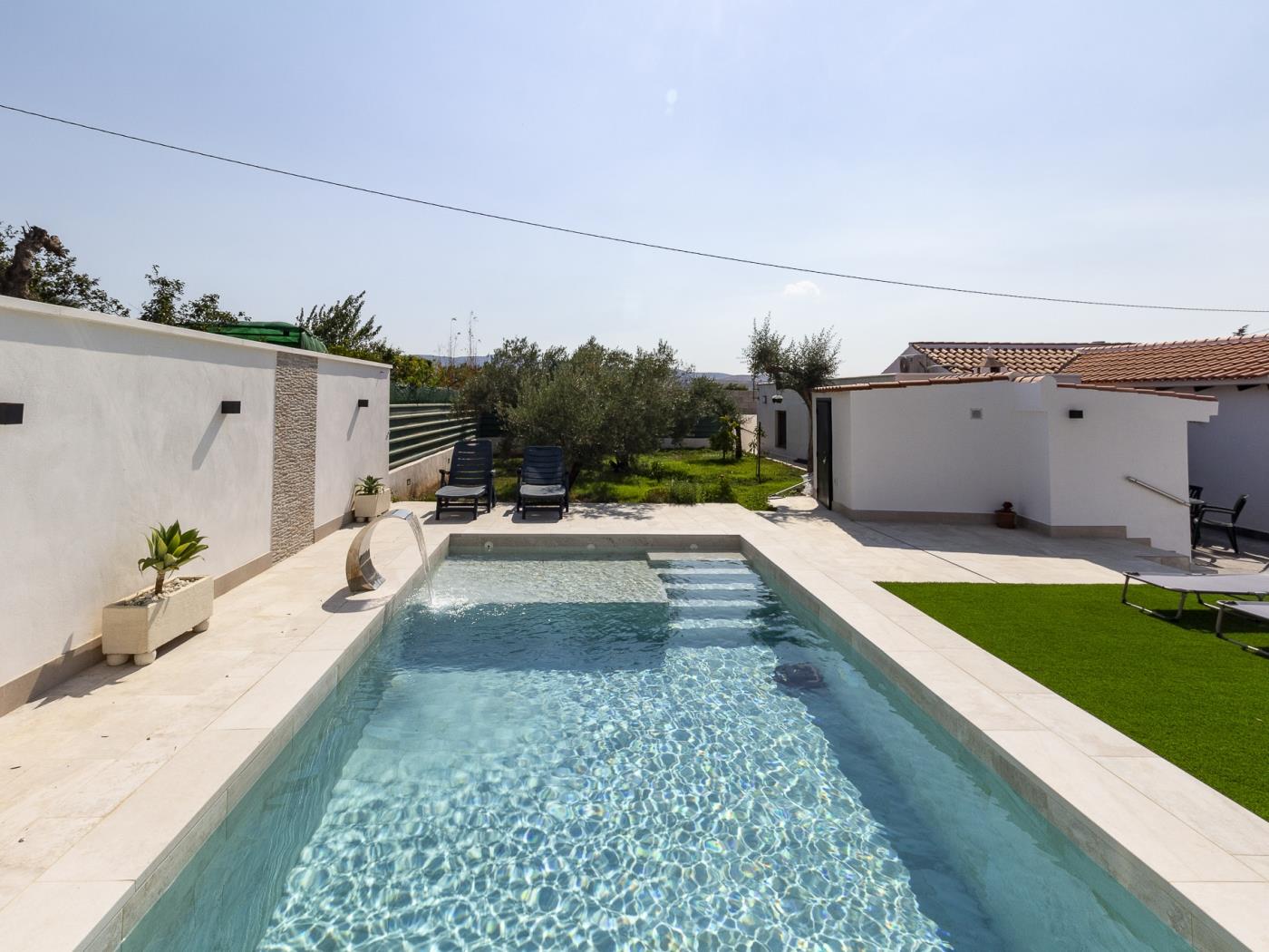 Neuer Cortijo mit Pool und Garten in Dúrcal