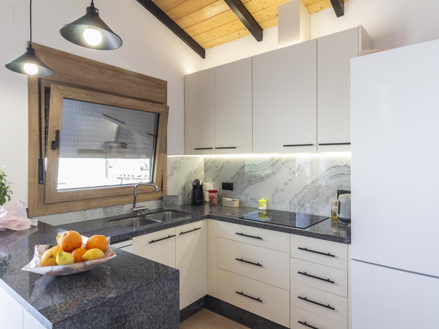 Neuer Cortijo mit Pool und Garten in Dúrcal