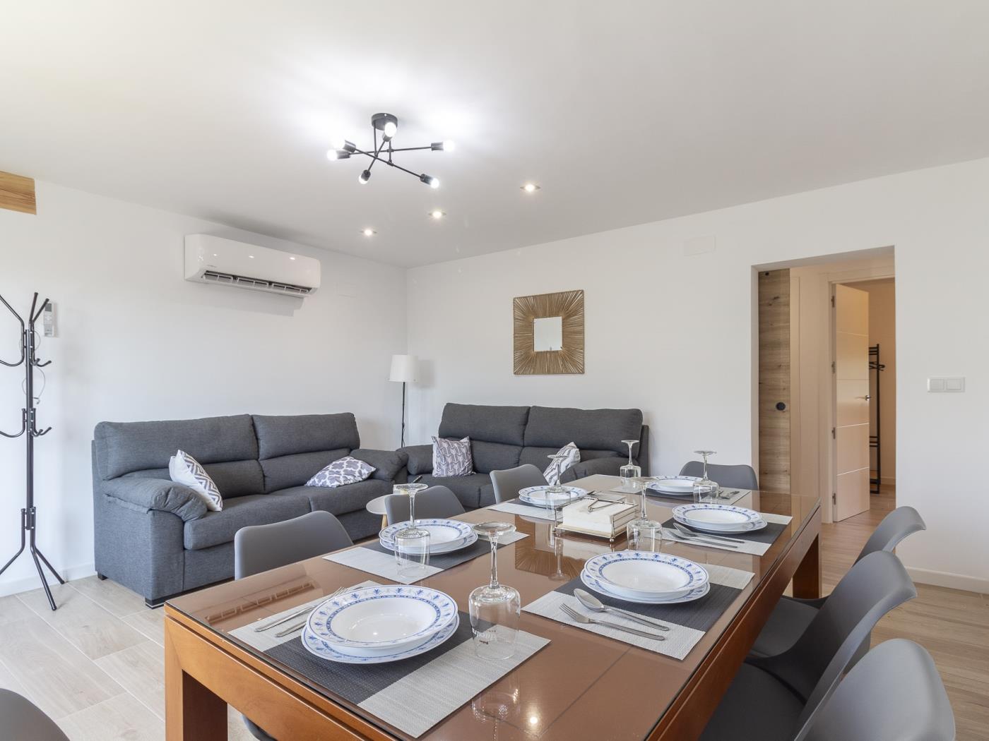 Neuer Cortijo mit Pool und Garten in Dúrcal