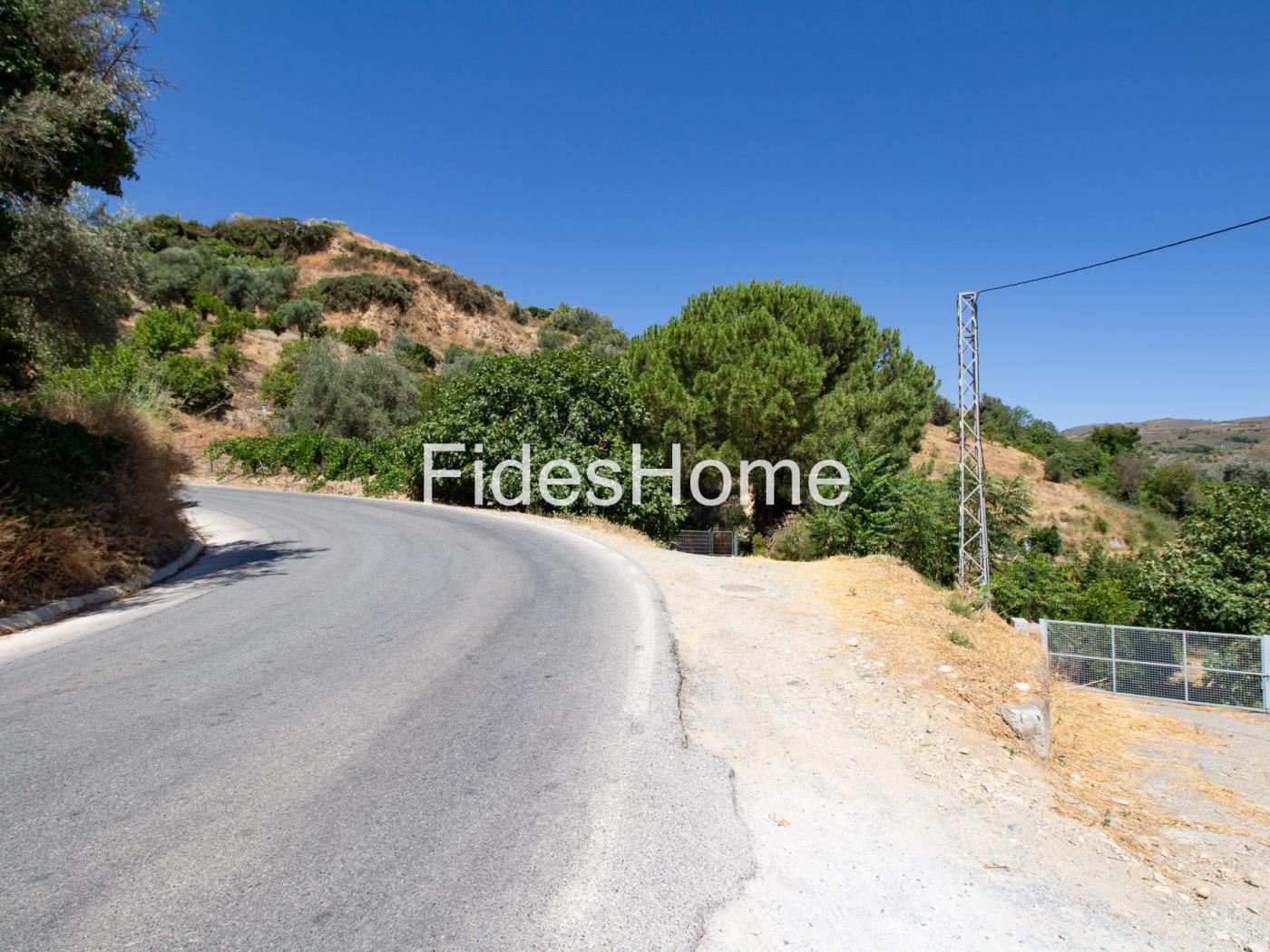 A charming rustic farmhouse with extensive grounds, salt pans and fruit trees in Saleres