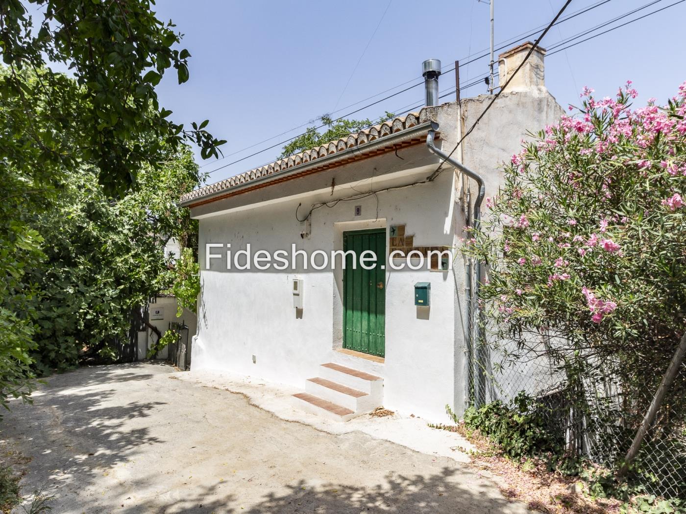 La Fábrica: Two Charming Homes in a Unique Setting in Restábal