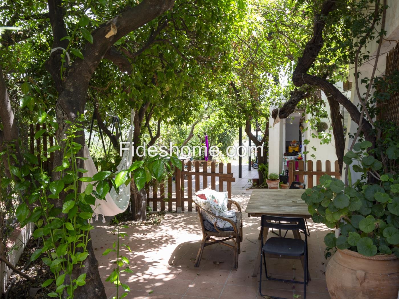La Fábrica: Two Charming Homes in a Unique Setting in Restábal