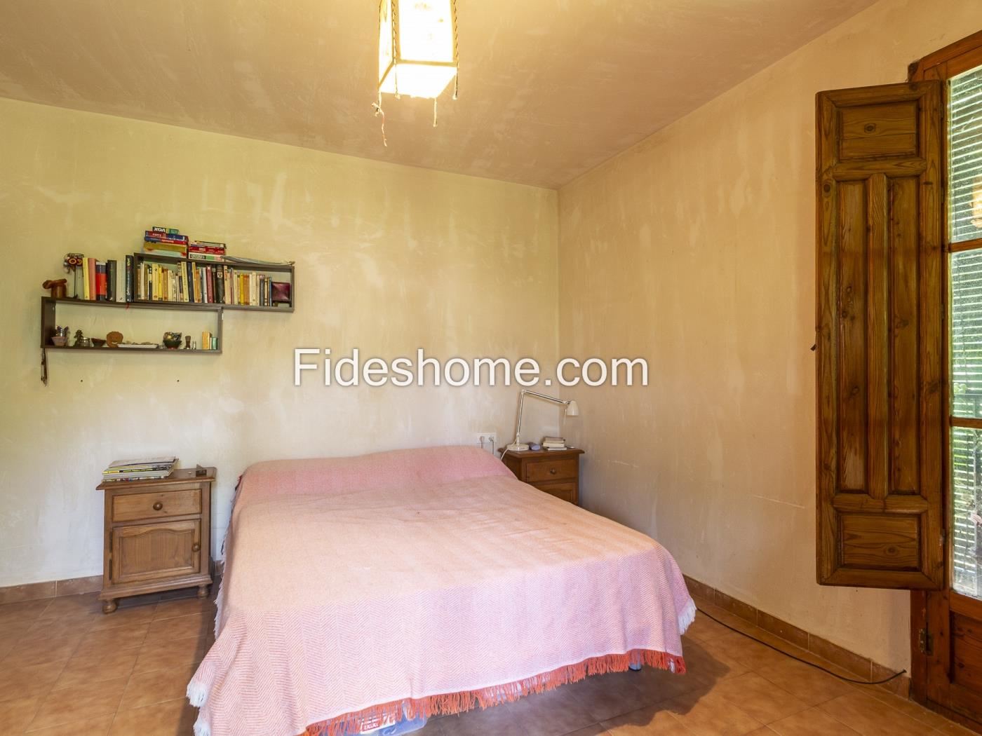 La Fábrica: Two Charming Homes in a Unique Setting in Restábal