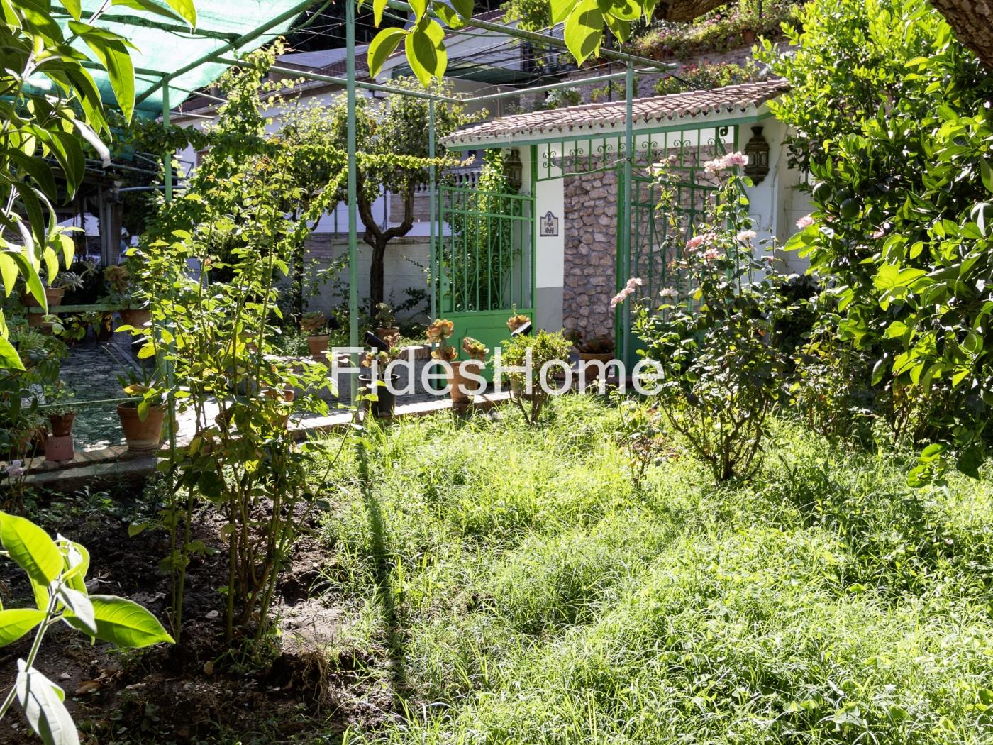 Bezauberndes Dorfhaus in Dúrcal mit Garten und Pool in Dúrcal