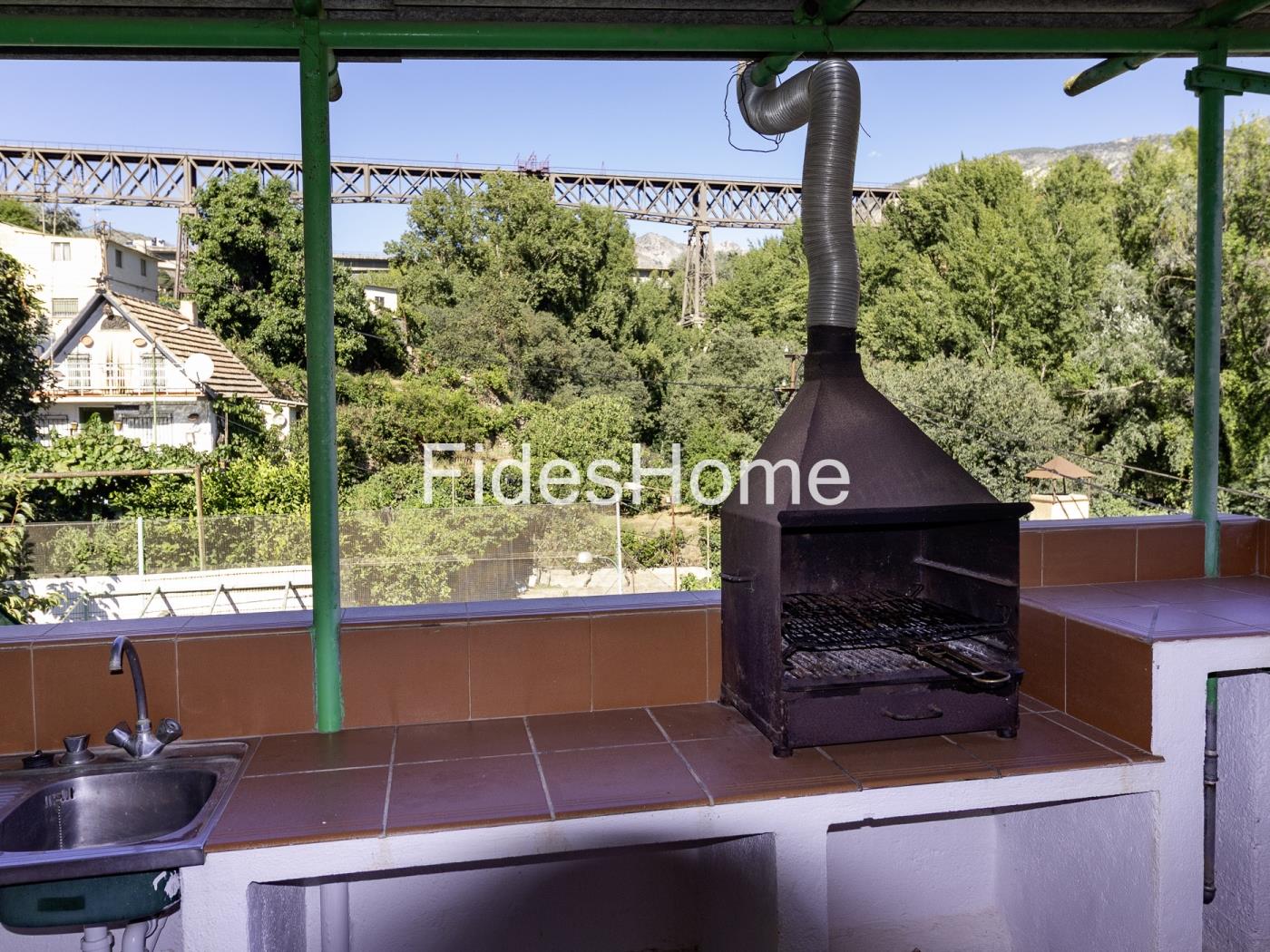 Bezauberndes Dorfhaus in Dúrcal mit Garten und Pool in Dúrcal