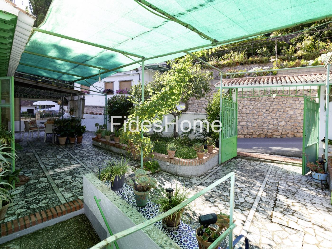 Bezauberndes Dorfhaus in Dúrcal mit Garten und Pool in Dúrcal