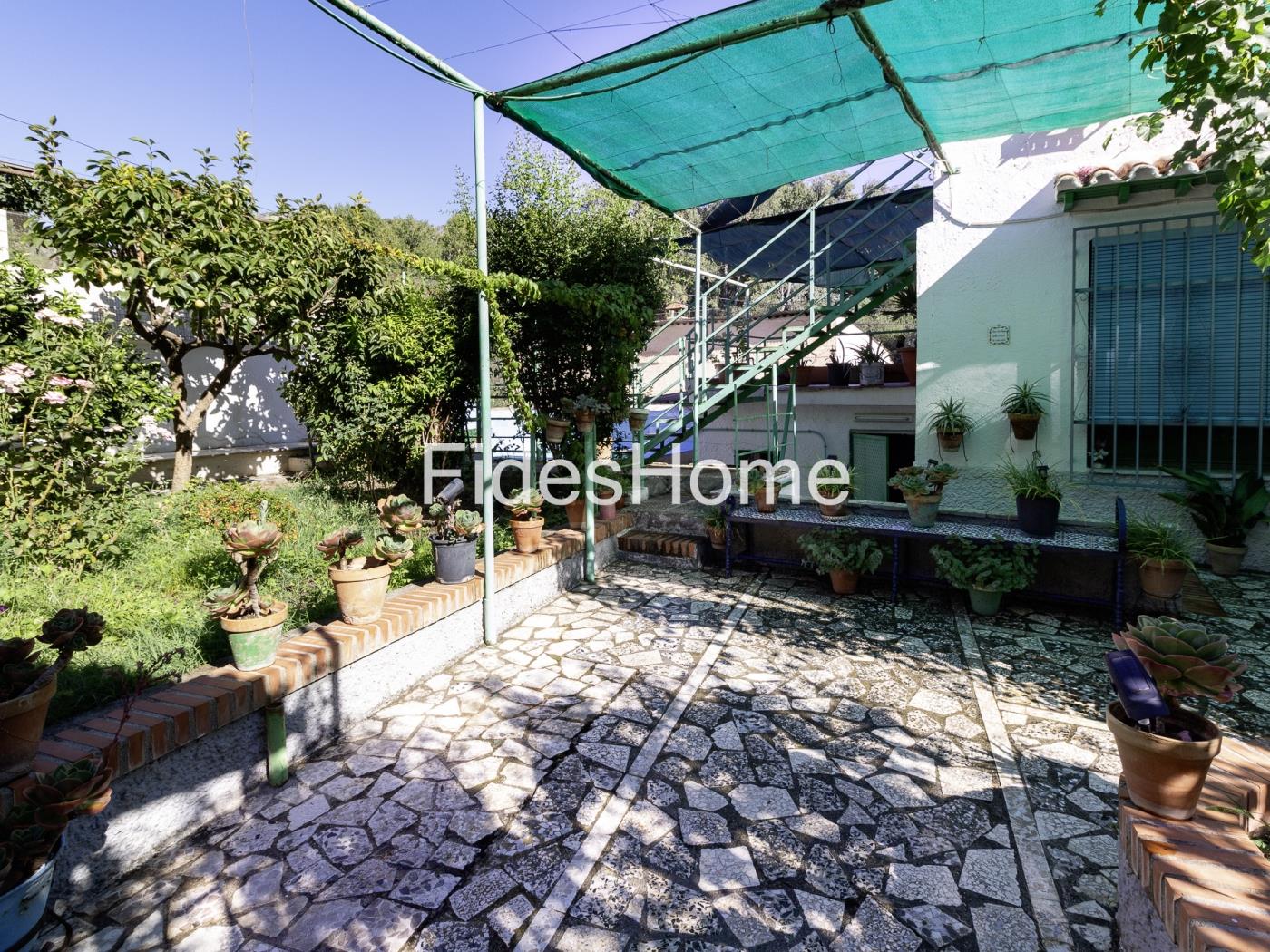 Bezauberndes Dorfhaus in Dúrcal mit Garten und Pool in Dúrcal